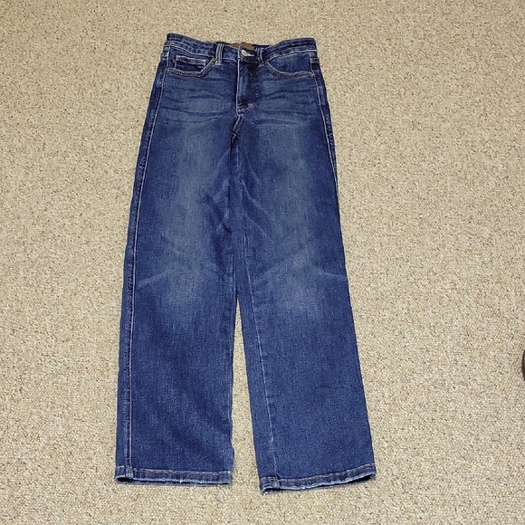 Judy Blue Los Angeles Straight Leg Blue Jeans Sz 5/27. Slightly Distressed - Picture 1 of 6